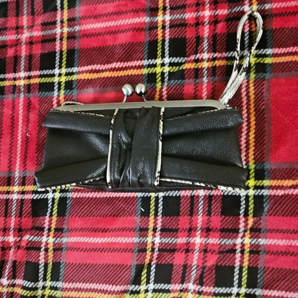 JESSICA SIMPSON Vintage, clutch purse - Picture 3 of 5